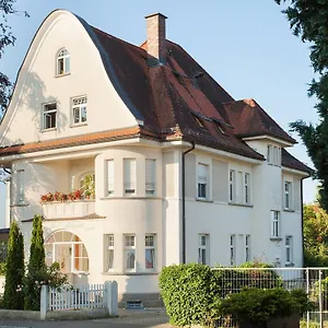 Schoengarten Garni Hotel
